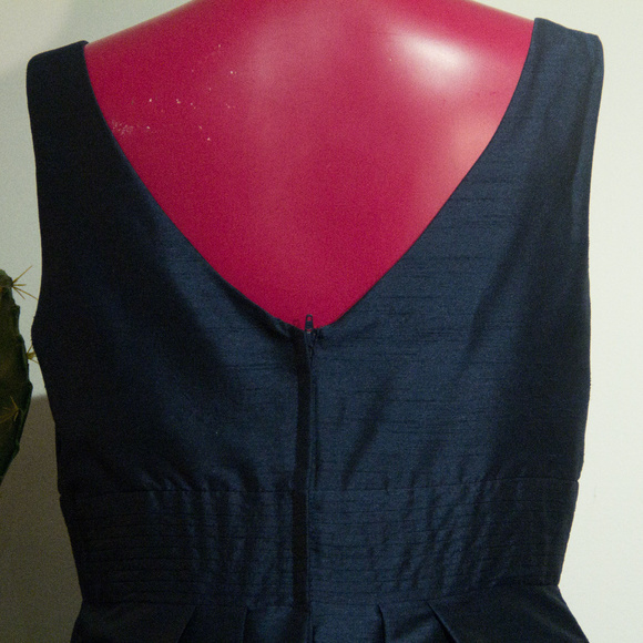 ✨ Alexia Designs Evening/ Formal Gown ⭐️ - Picture 4 of 4